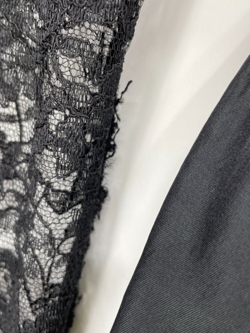 Vintage RARE 60s Geoffrey Beene Black Lace High Neck Ruffle Long Sleeve Dress 12 - Picture 11 of 16